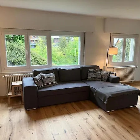 Διαμέρισμα Avec *