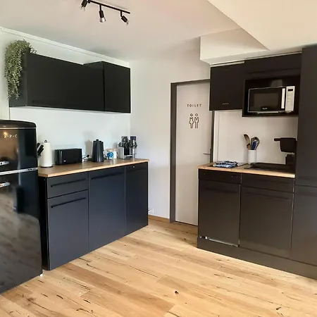 Avec * Κρανς Μοντάνα